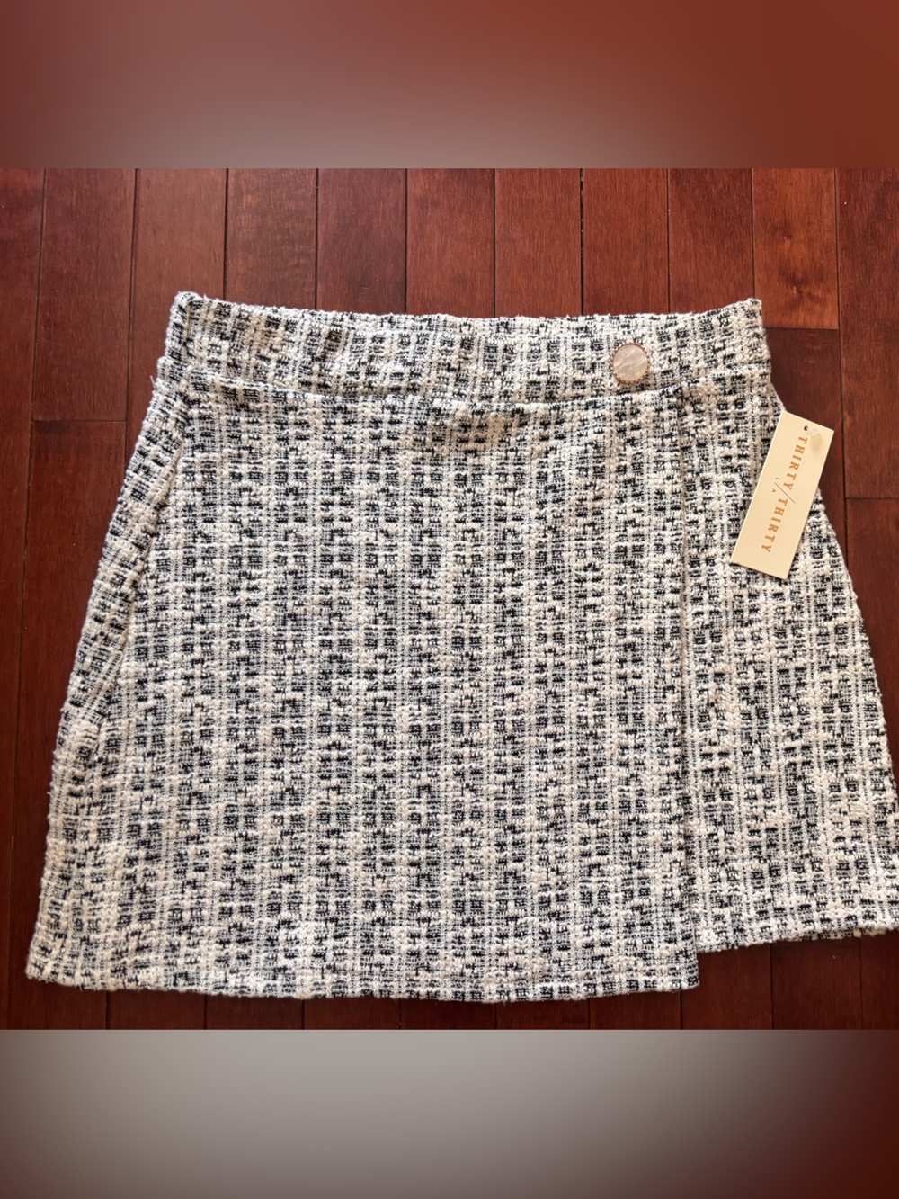 Thirty Thirty Plead Skirt- New!